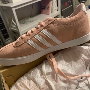 Adidas neo courtset in blush
